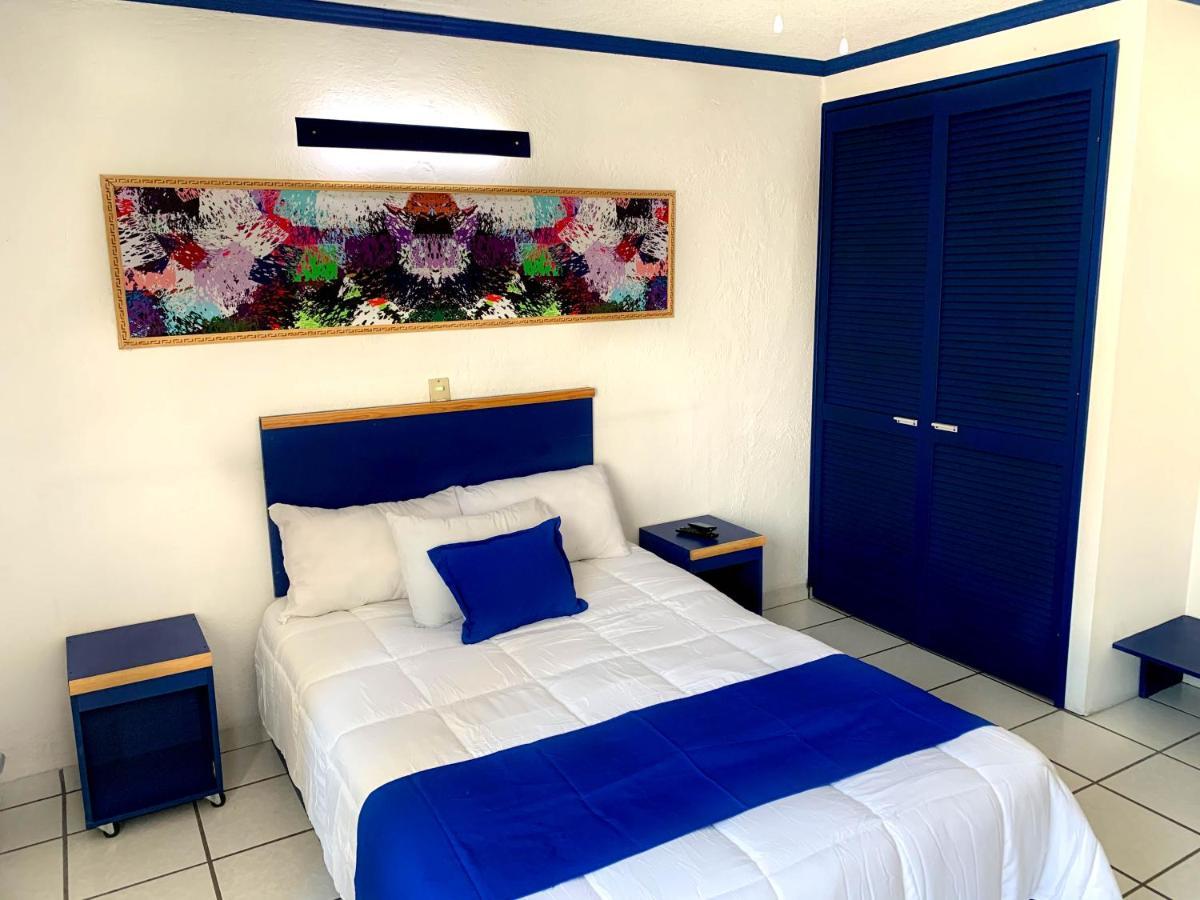 Hotel Vagabundo Plaza Del Sol ซาโปปัน ภายนอก รูปภาพ